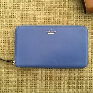 Kate Spade cedar street maia travel organizer